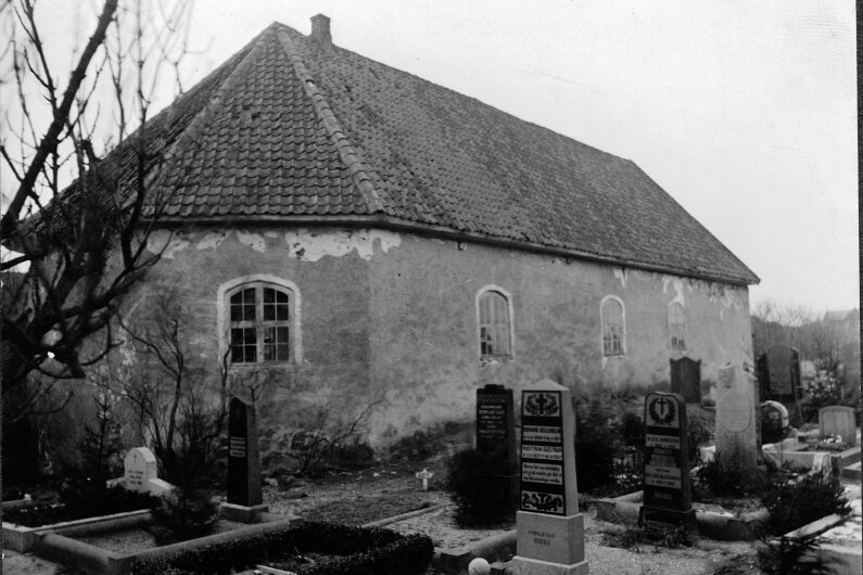 oÖckerö gamla kyrka